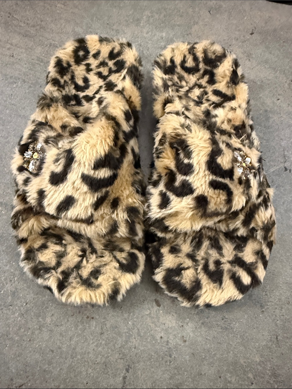 Vionic Leopard Faux-Fur Slide Slippers in Tan and Black